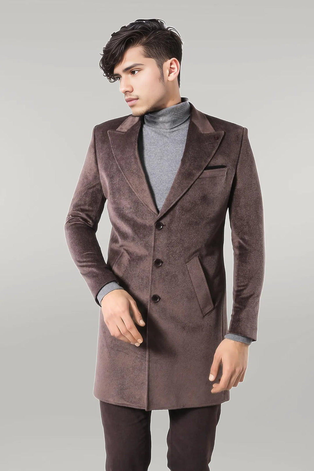Cappotto da uomo in visone con revers a lancia - Wessi