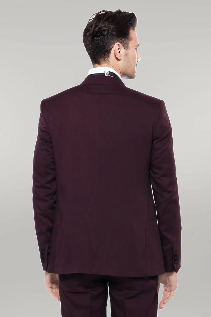 Traje burdeos con solapa desmontable - Wessi