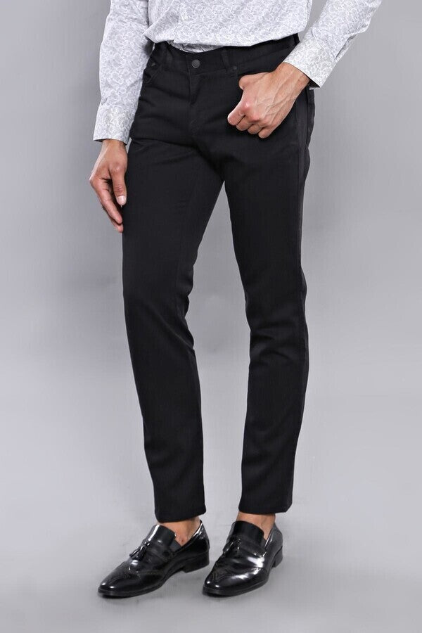Pantalón Hombre Slim Fit Liso 5 Bolsillos Negro - Wessi